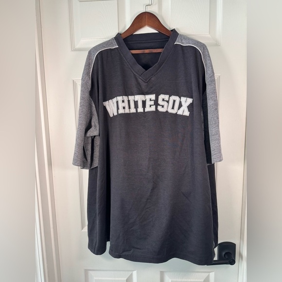 Stitches White Sox Jersey Style Raglan T-Shirt Men’s Size XLarge - Picture 1 of 11